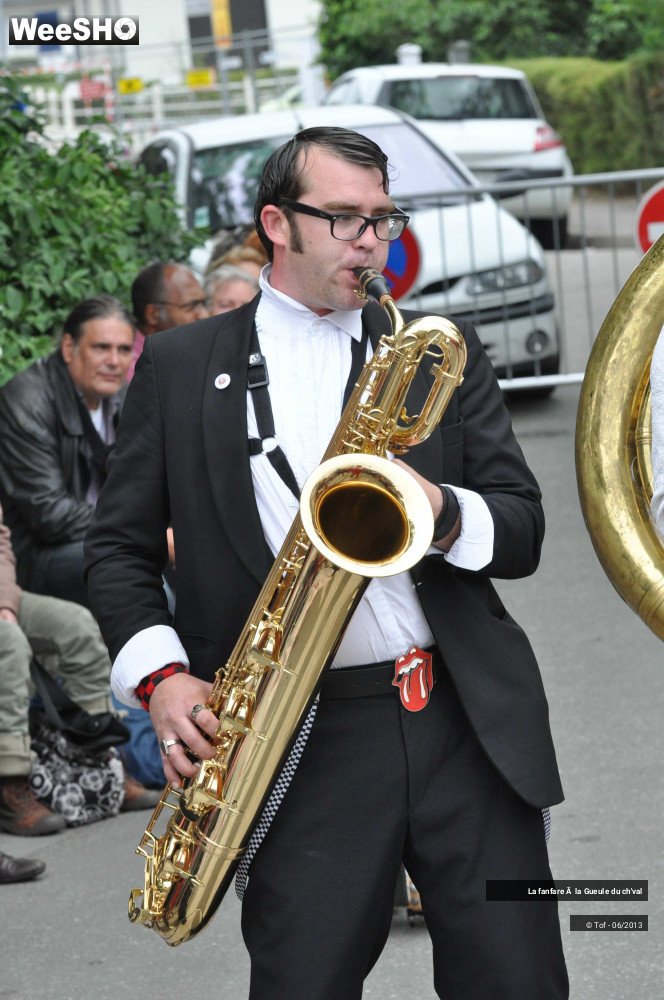 56/56 photos du spectacle La fanfare à la Gueule du ch'val